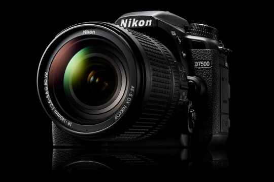 Nikon D7500 DX-Format Digital SLR Camera Specification